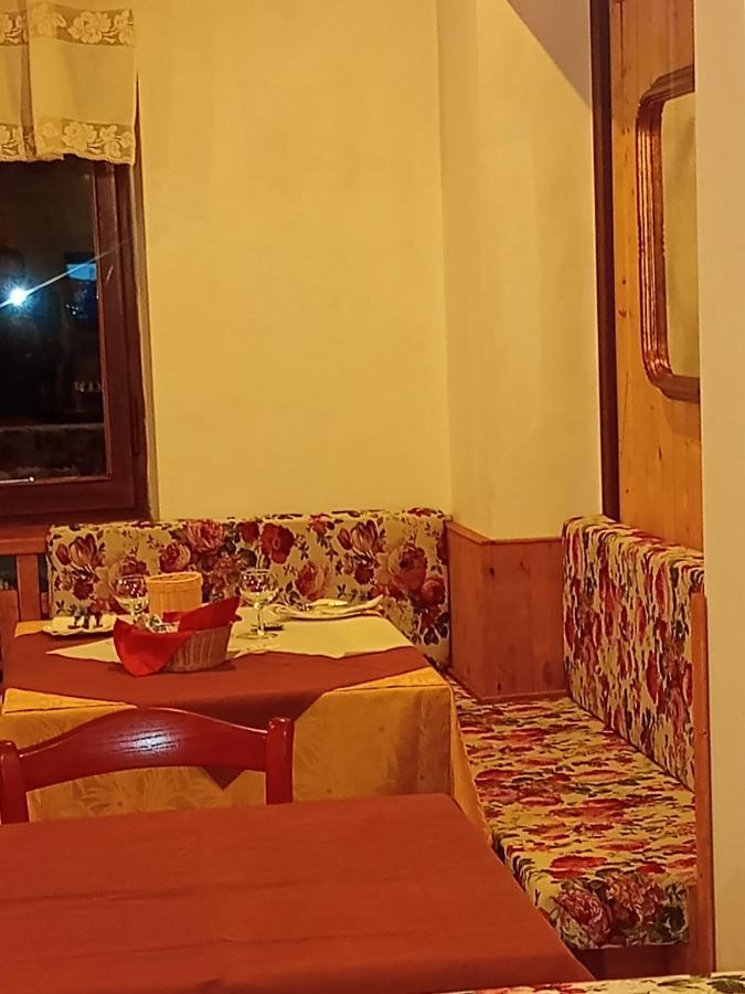 Albergo Martinet Vernante Exterior photo
